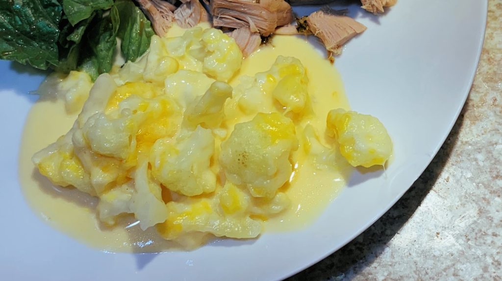 Cheesy Cauliflower Bake Low Carb