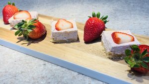Keto Strawberry Cheesecake Bars