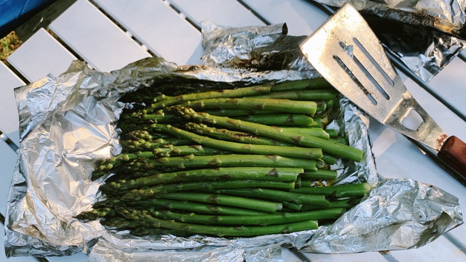 Grilled Asparagus in Foil