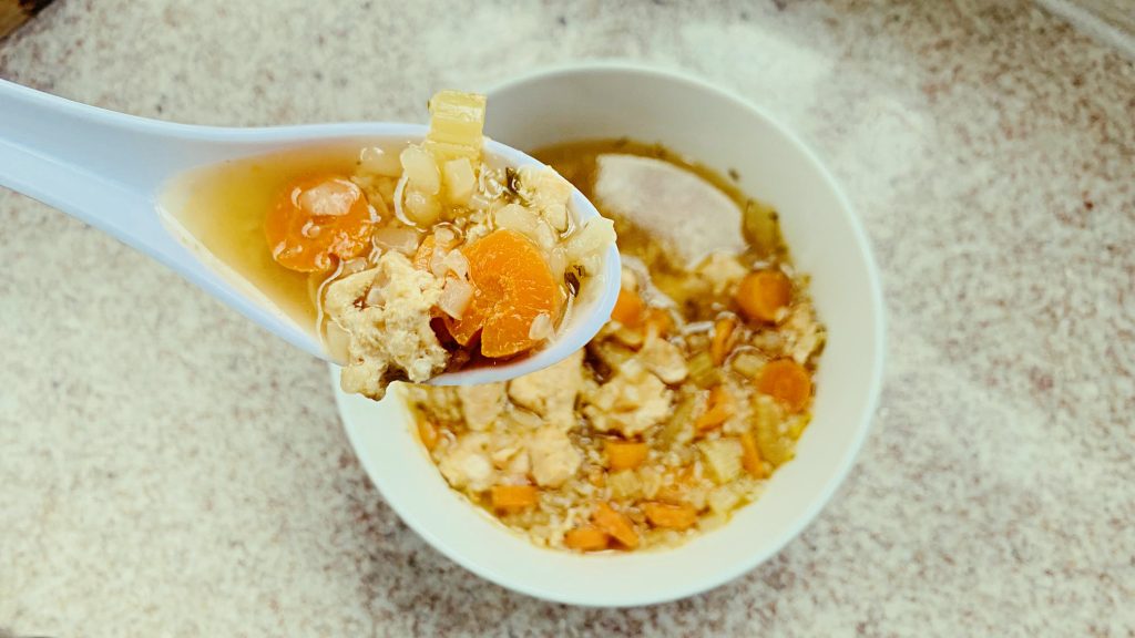 Instant Pot Chicken and Cauliflower Rice Soup