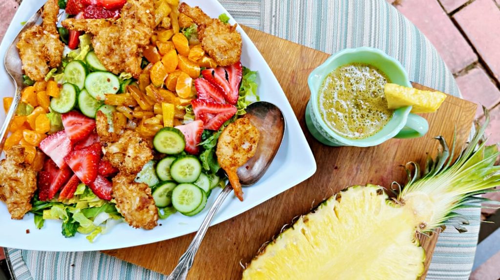Tropical Green Salad with Pineapple Vinaigrette